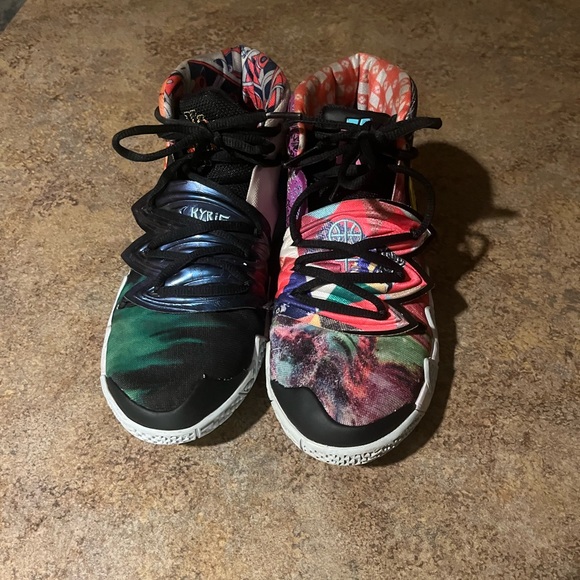 Nike kyrie Kybrid s2 great condition - Picture 3 of 5
